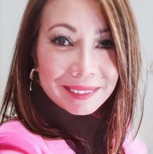 Meet your Posher, Luisa